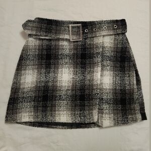 Forever 21 Black and White Plaid Mini Skirt